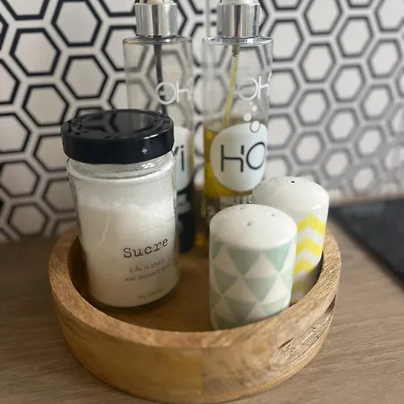 Apartment Studiocosy Proche Bordeaux, Parking Gratuit, Clim *