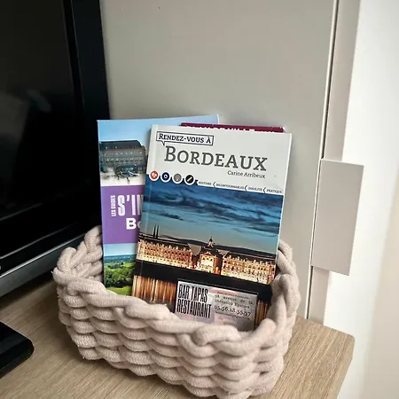 Apartment Studiocosy Proche Bordeaux, Parking Gratuit, Clim *